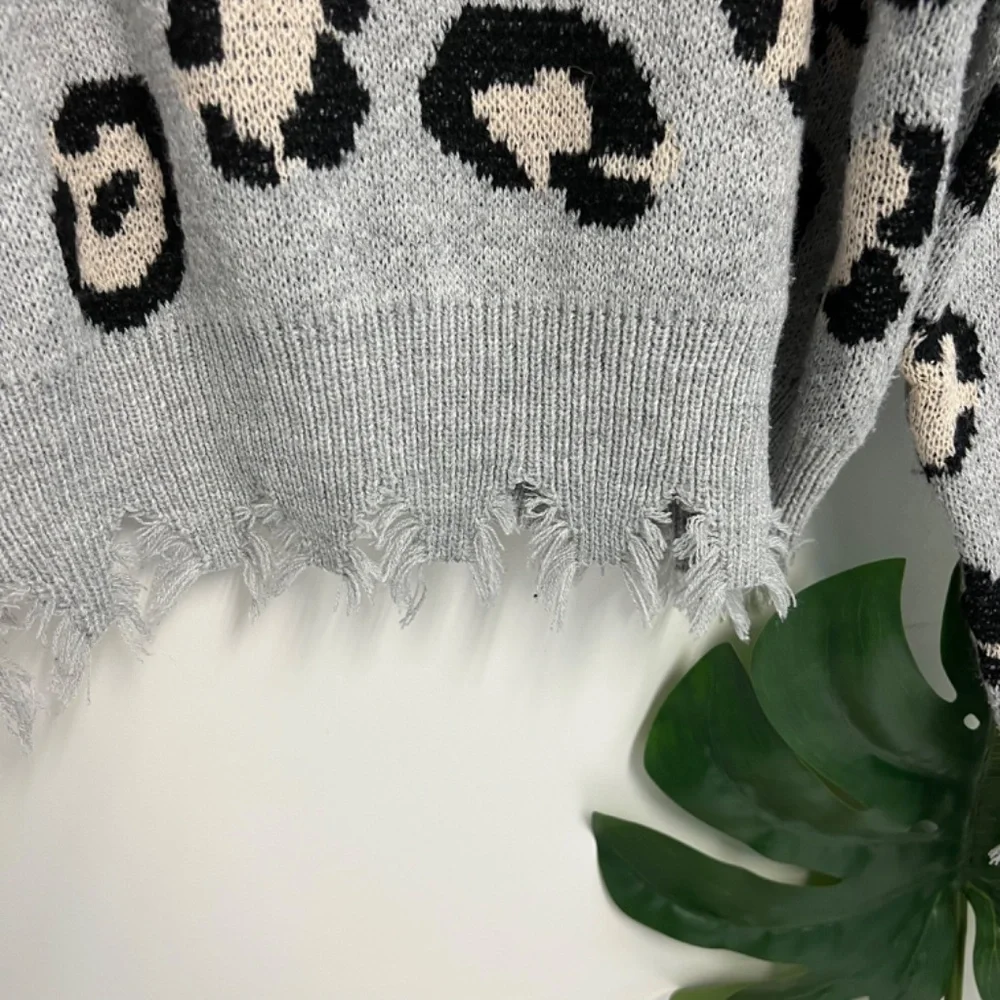 miracle leopard distressed frayed sweater - Picture 2 of 4